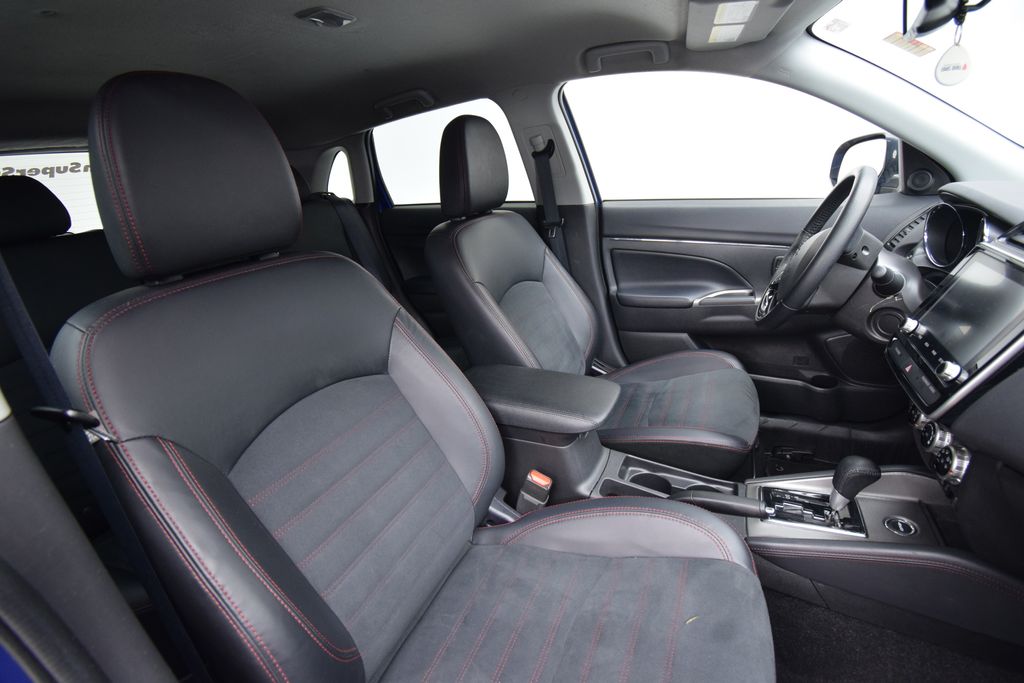 used 2024 Mitsubishi Outlander Sport car, priced at $17,000