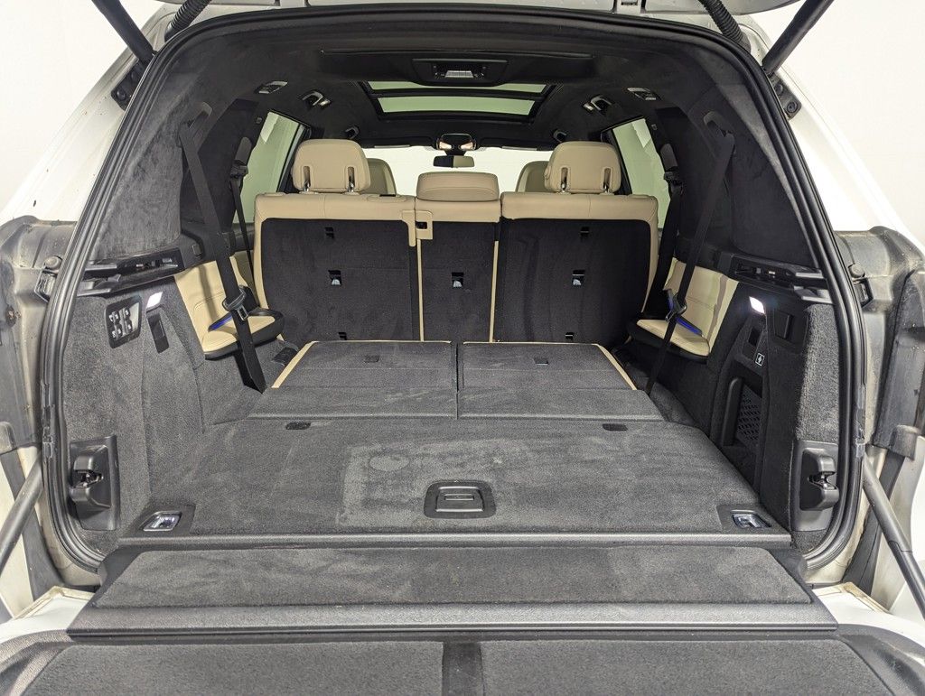 2022 BMW X7 xDrive40i photo