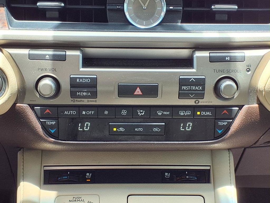 Used 2017 Lexus ES Sedan