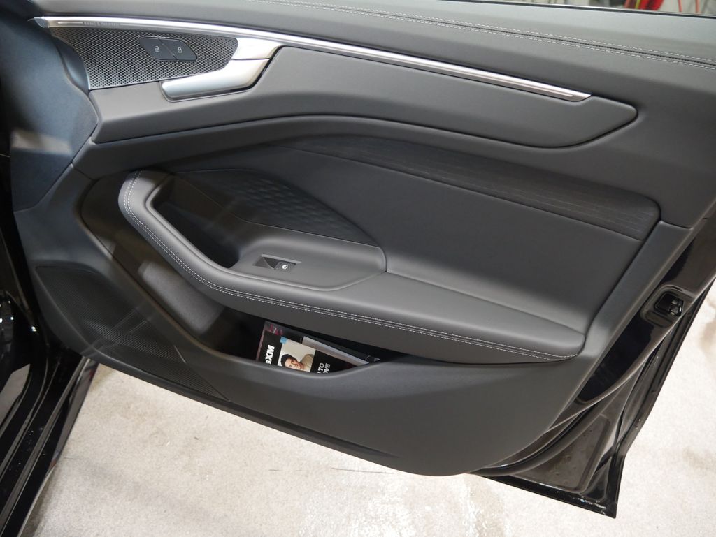 Thumbnail: 2026 Audi A6 - 22