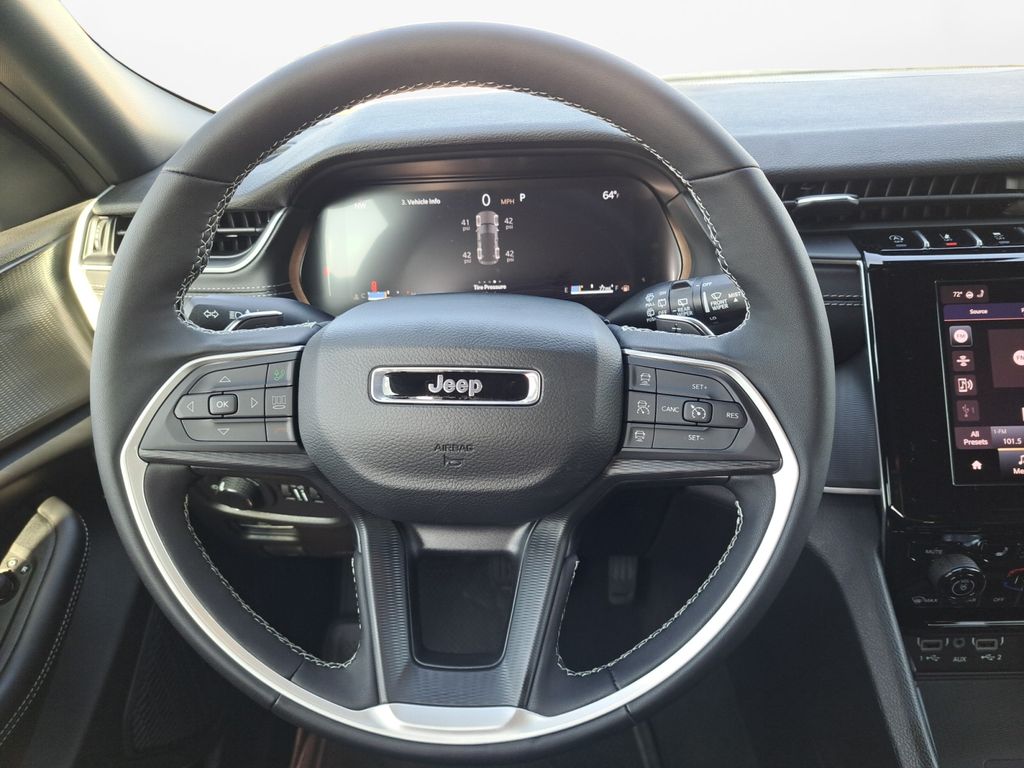 New Car 2025 Jeep Grand Cherokee  Laredo For Sale Under $35,000 In Austin, Texas