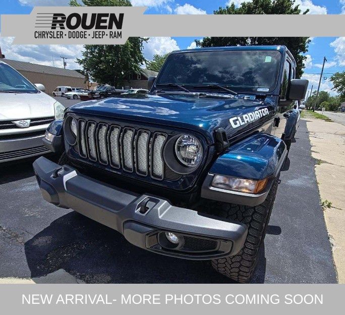 Fathom Blue Pearlcoat 2025 Jeep Gladiator Pickup Truck Four-Wheel Drive 8-Speed Automatic