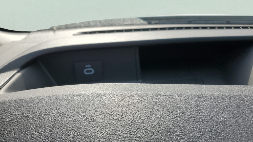 New 2026 White Ford Base image 22