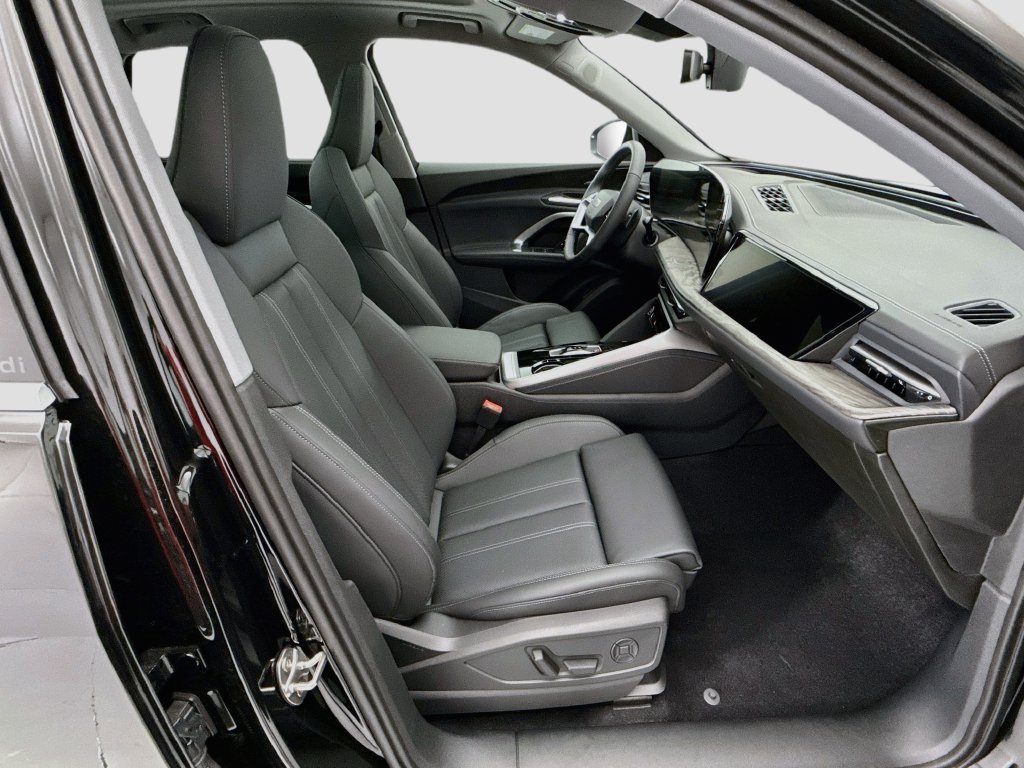 Thumbnail: 2026 Audi Q5 - 20