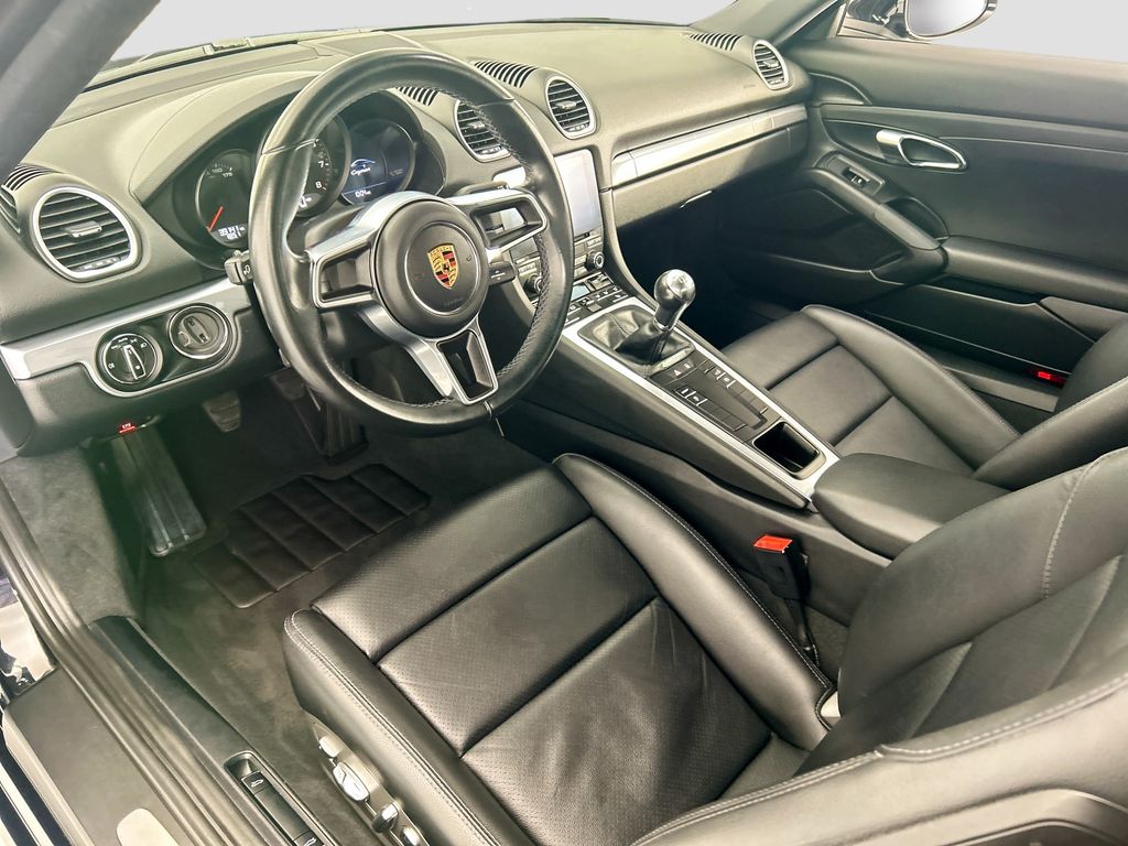 Thumbnail: 2017 Porsche 718 Cayman - 9
