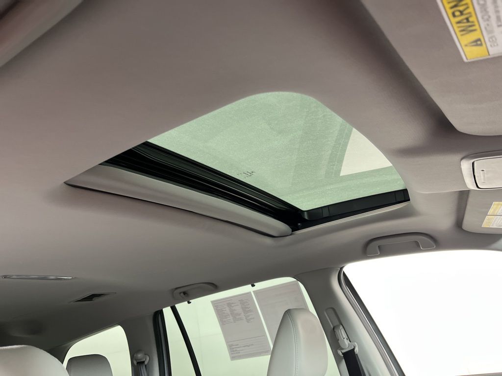 Thumbnail: 2022 Honda Pilot - 6