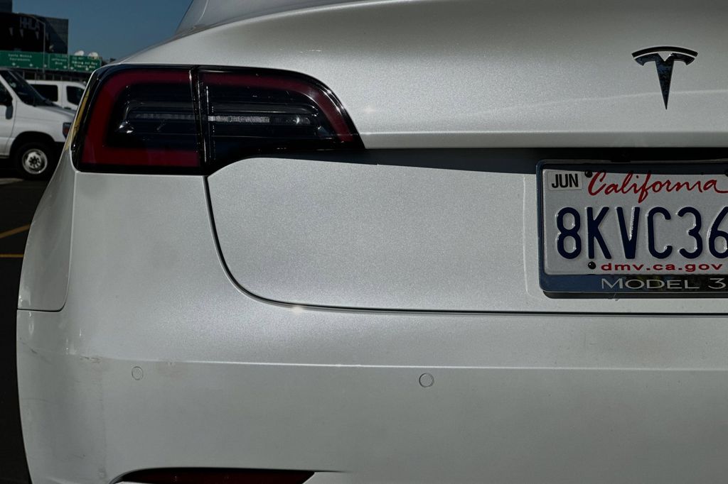 2019 Tesla Model 3 Standard Range Plus 28