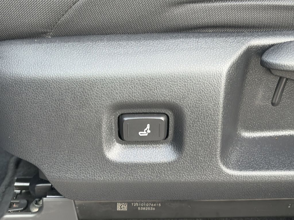 Used 2025 Toyota Tacoma Truck