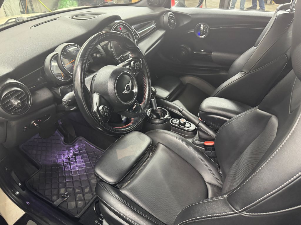 2017 MINI Cooper S Base