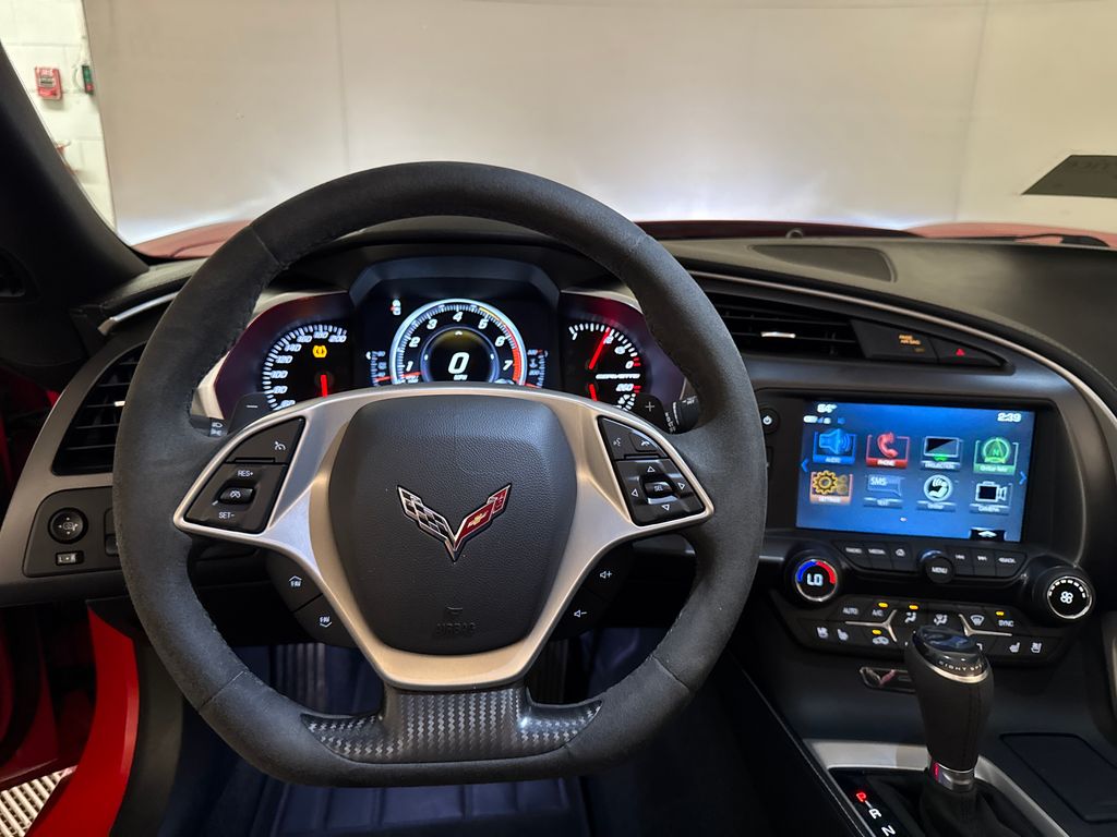 Used 2019 Red Chevrolet Stingray image 7