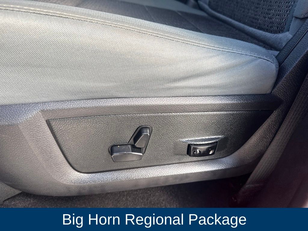 2018 Ram 1500 Big Horn Crew Cab 4x4 5'7" Box