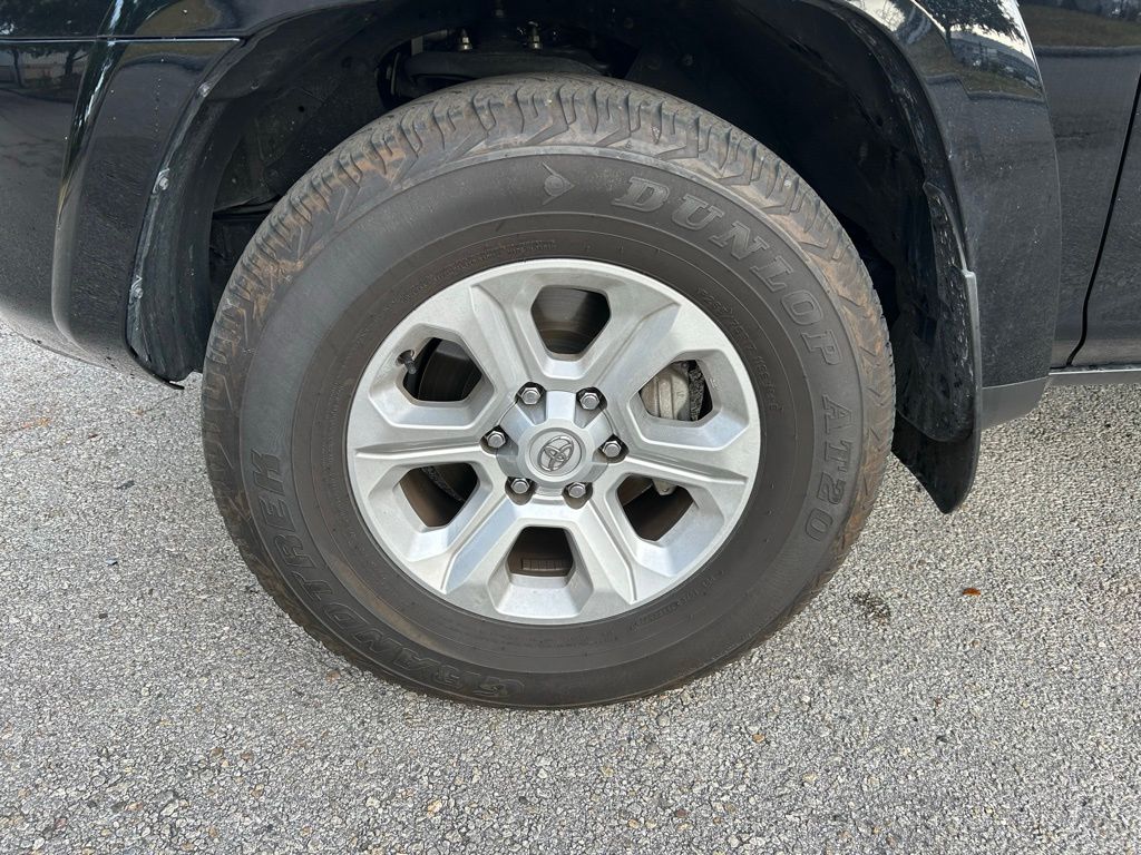 2024 Toyota 4Runner SR5 9