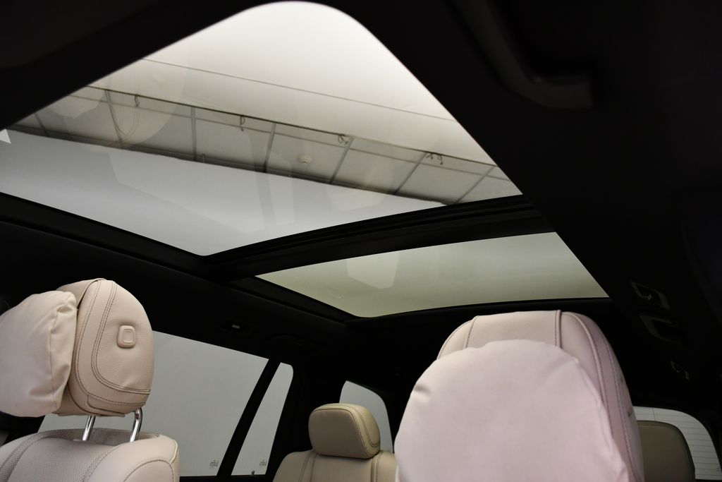 Thumbnail: 2026 Mercedes-Benz GLS - 17