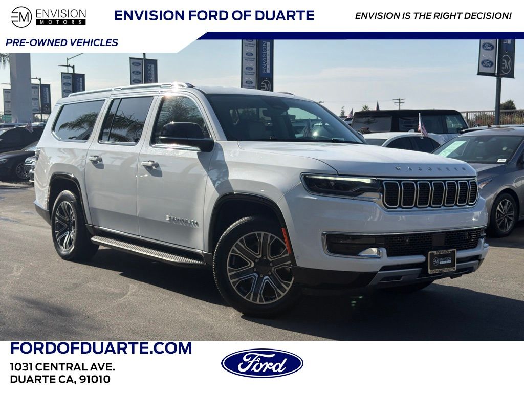 Bright White Clearcoat 2024 Jeep Wagoneer L Series II 4WD SUV / Crossover Four-Wheel Drive 8-Speed Automatic