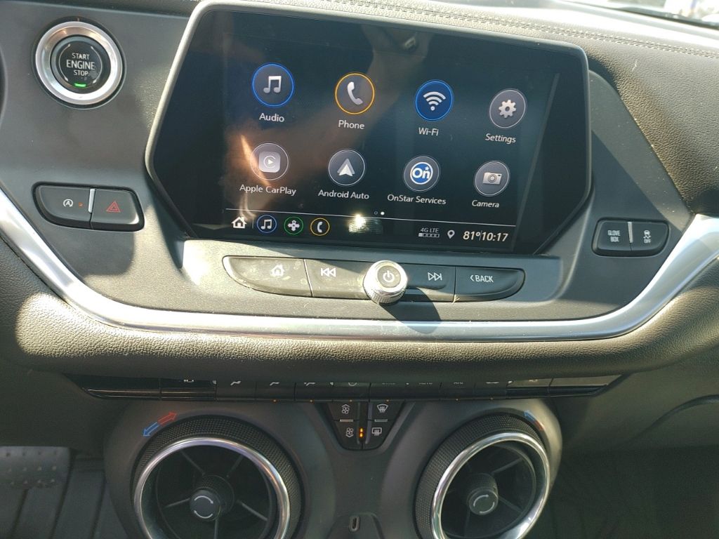2020 Chevrolet Blazer 2LT photo 13