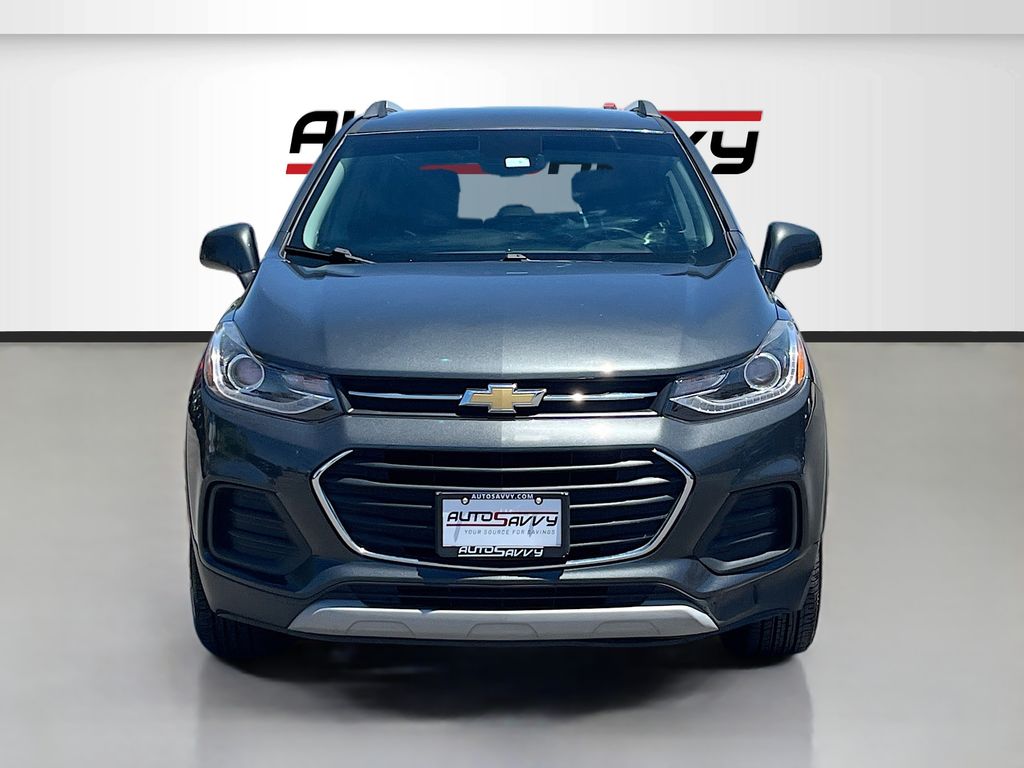 Used 2018 Gray Chevrolet LT image 2