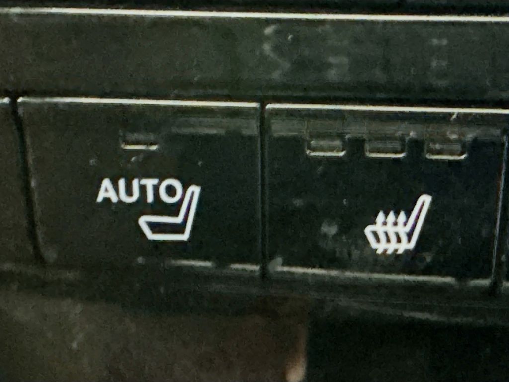 Used Car 2022 Acura Mdx  Technology For Sale Under $30,000 In Austin, Texas