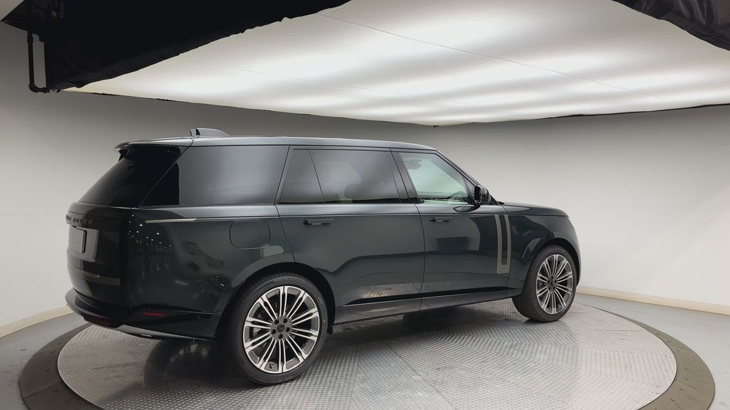 Thumbnail: 2026 Land Rover Range Rover - 2