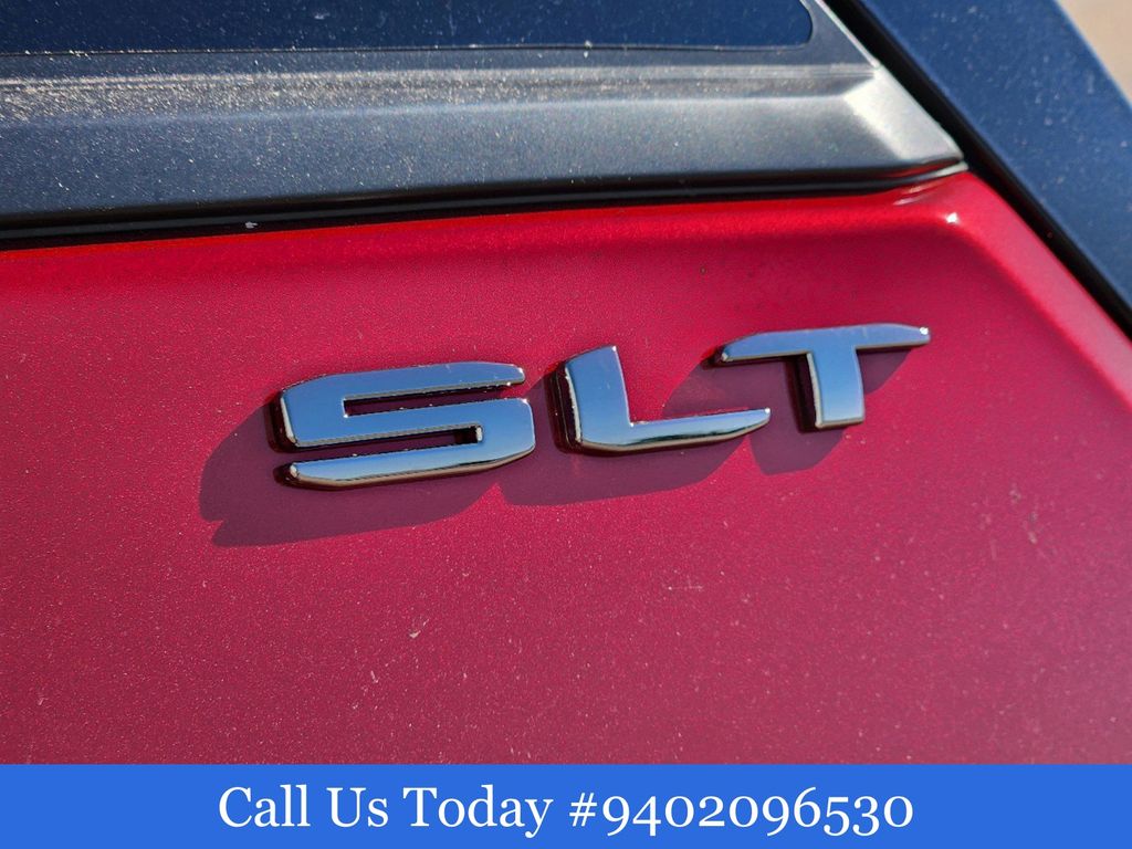 2024 GMC Terrain SLT 8