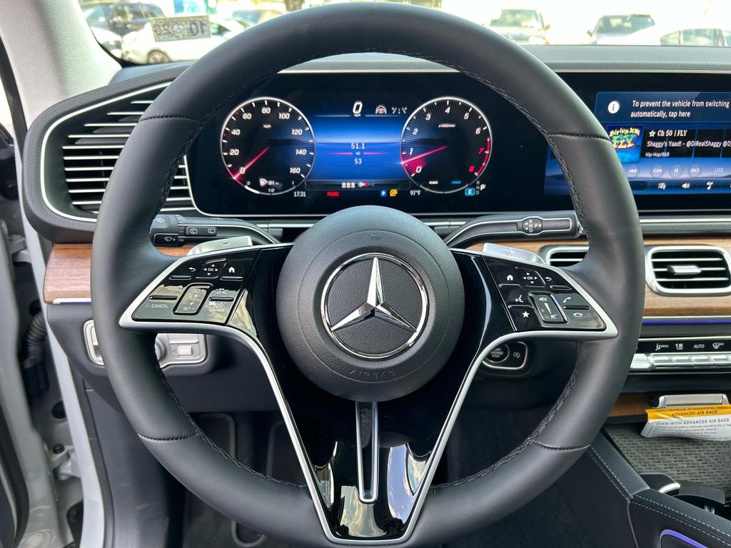 Thumbnail: 2025 Mercedes-Benz GLE - 16