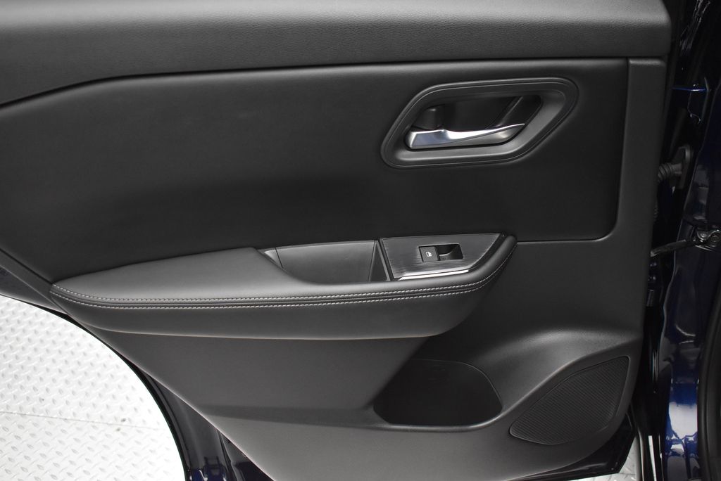 Thumbnail: 2024 Nissan Rogue - 30