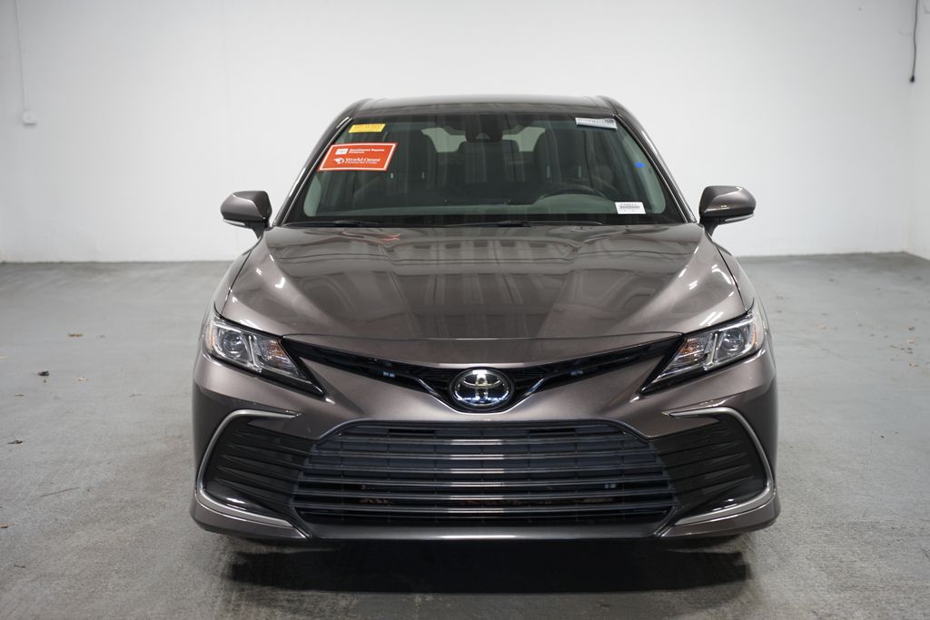 2024 Toyota Camry LE 2