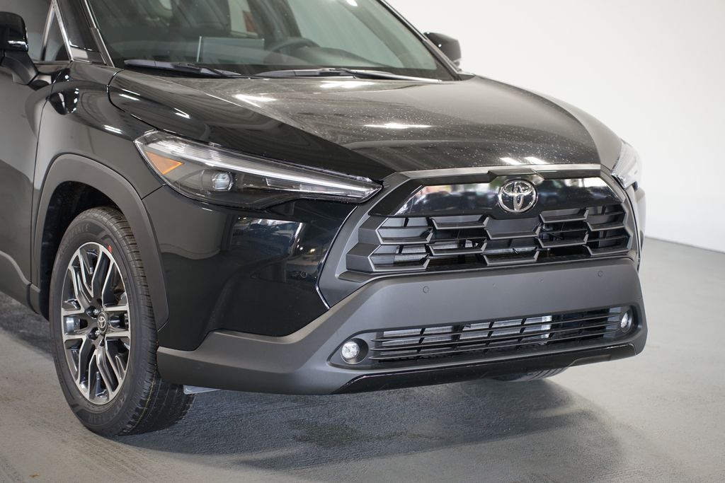 Thumbnail: 2026 Toyota Corolla Cross - 4