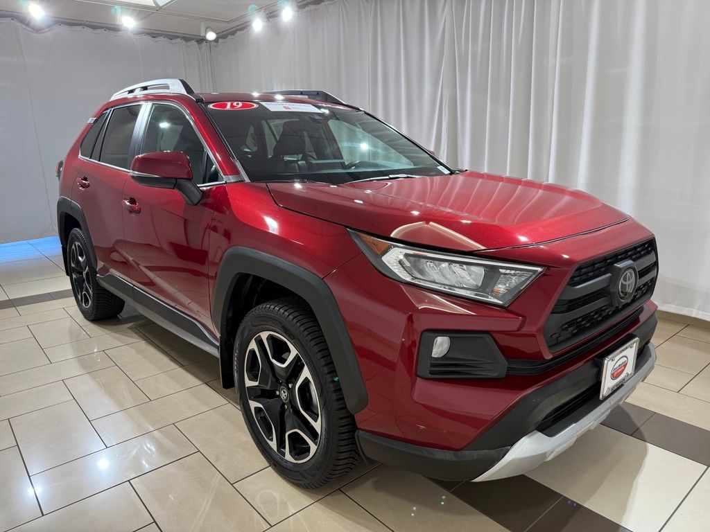 Thumbnail: 2019 Toyota RAV4 - 7
