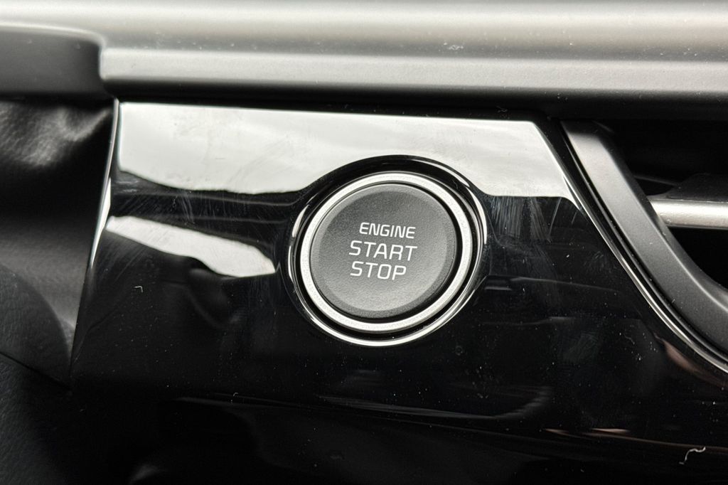 new 2026 Kia Seltos car, priced at $28,685