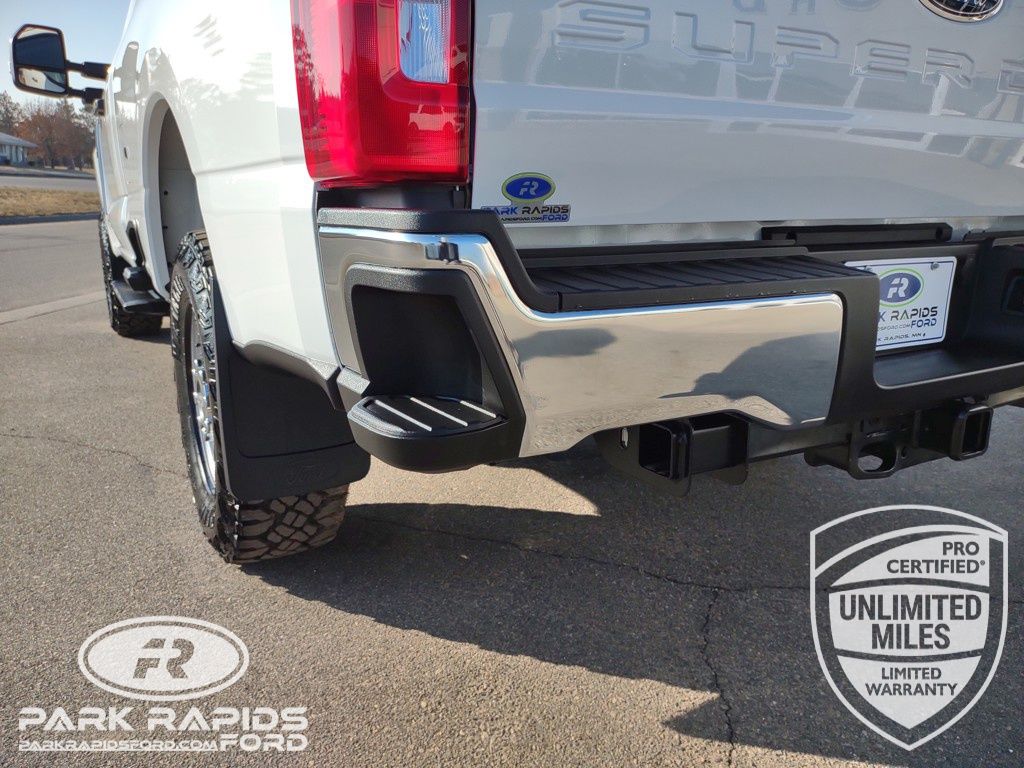 2025 Ford F-250SD XLT photo