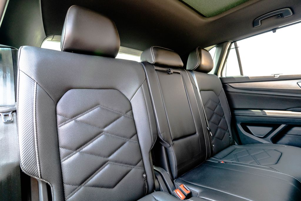 Used 2024 Volkswagen Atlas Cross Sport SUV