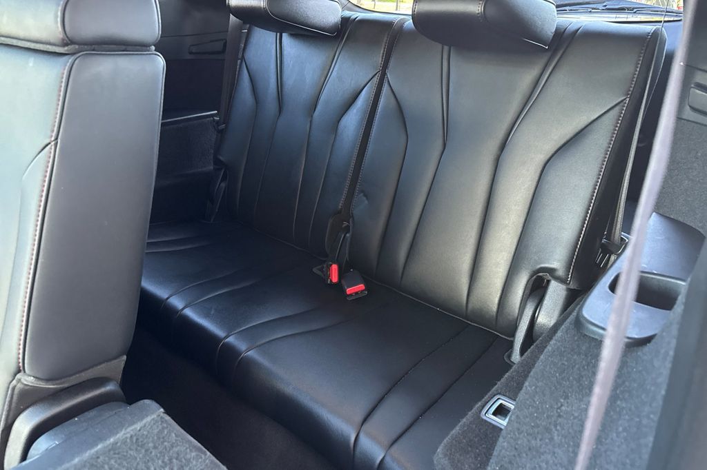 used 2022 Acura MDX car, priced at $39,902