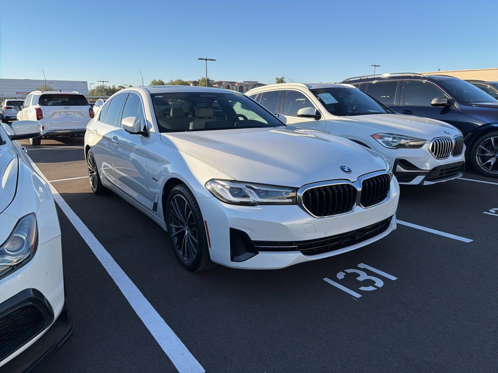 Thumbnail: 2023 BMW 5 Series - 2