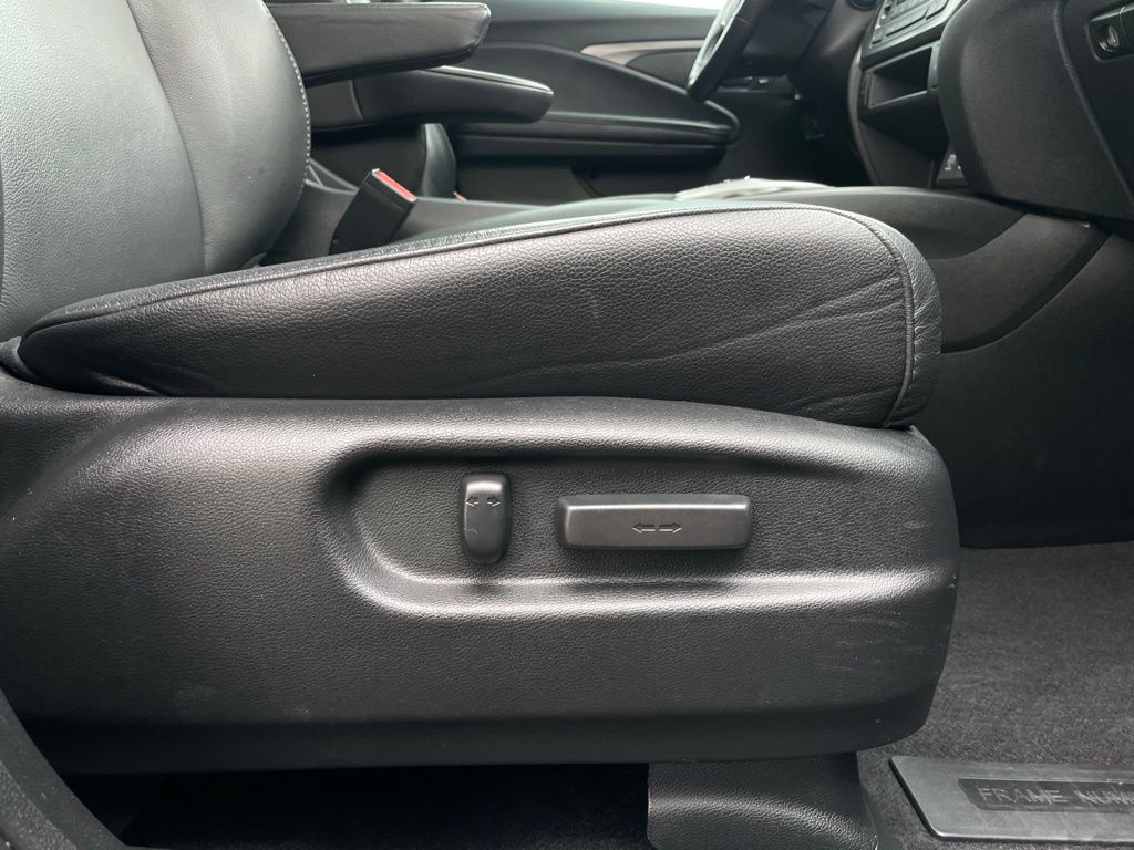 Thumbnail: 2022 Honda Pilot - 29
