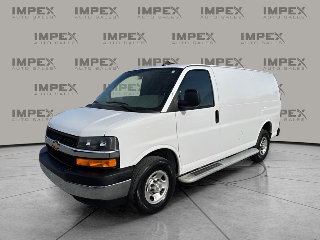 2023 Chevrolet Express 2500 Work Van's photo