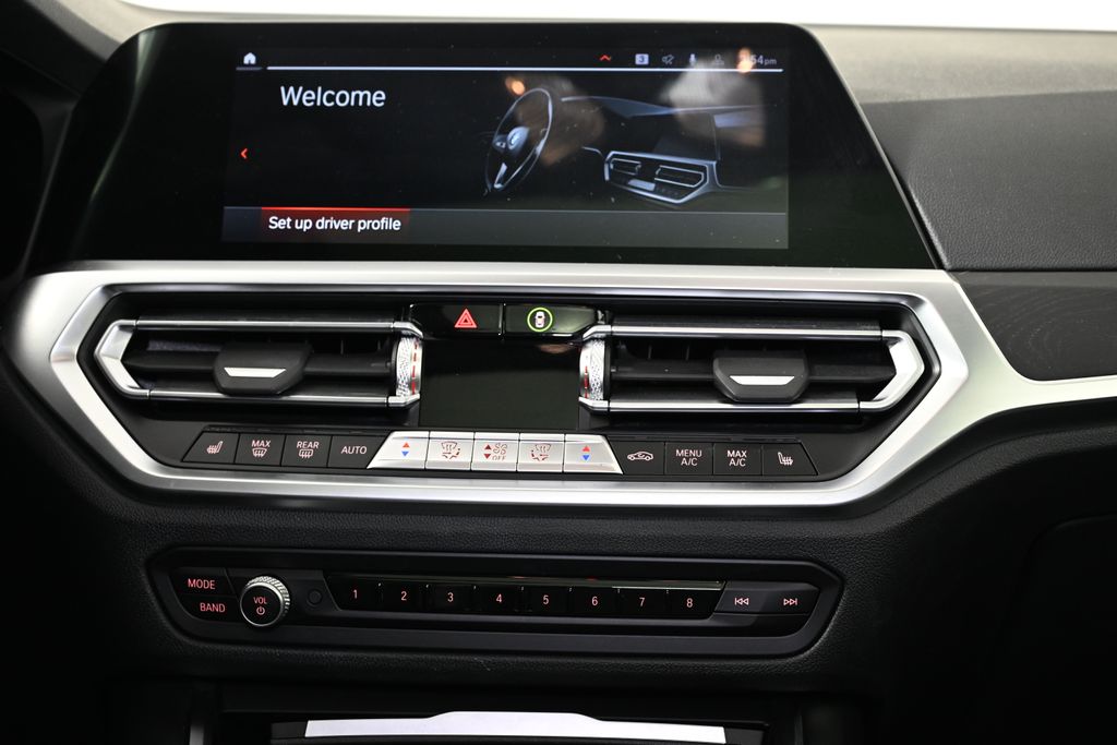 Thumbnail: 2023 BMW 4 Series - 18