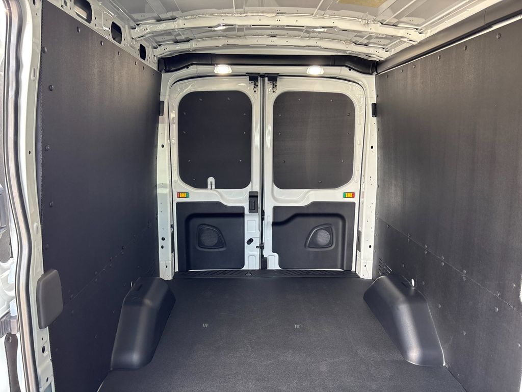 New 2026 Oxford White Ford Cargo Van image 43