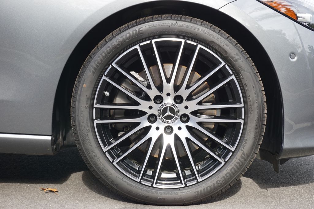 Thumbnail: 2024 Mercedes-Benz C-Class - 17