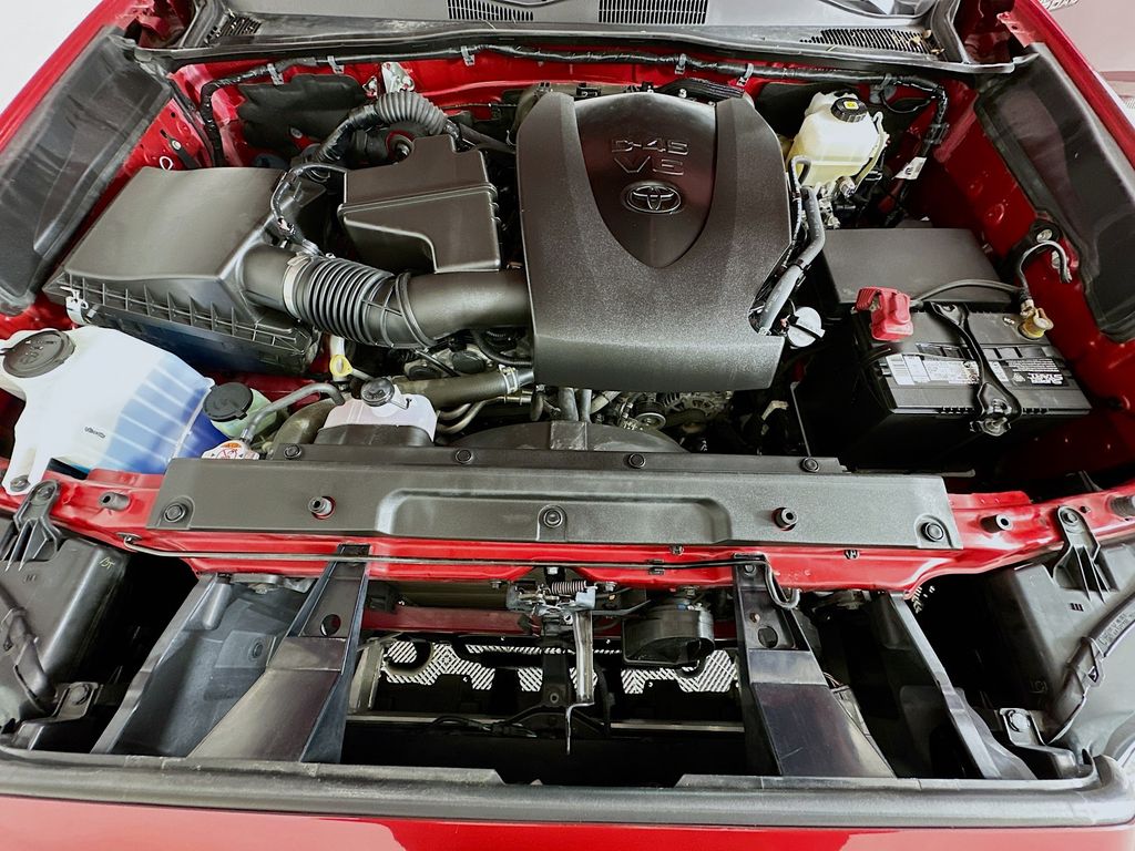 Thumbnail: 2022 Toyota Tacoma - 28