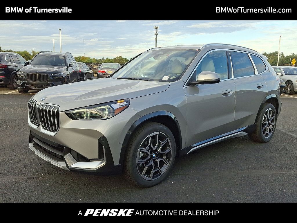 Thumbnail: 2025 BMW X1 - 1