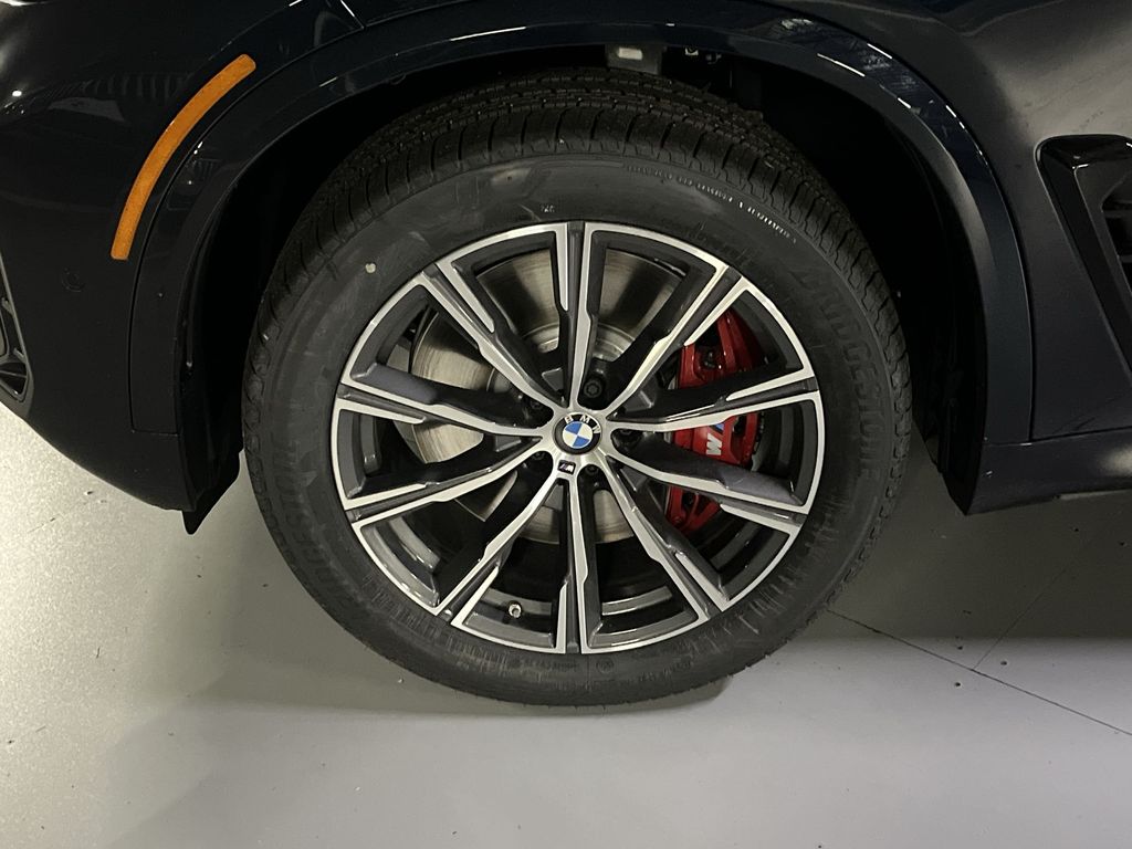 Thumbnail: 2026 BMW X5 - 10