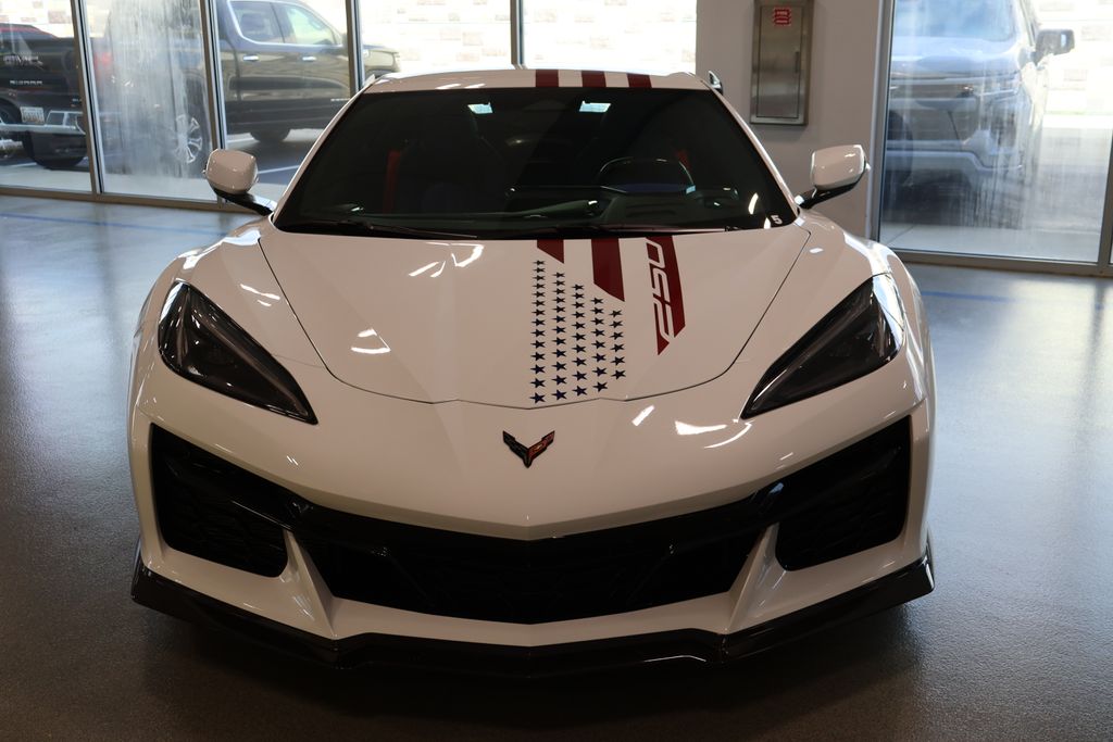 Thumbnail: 2026 Chevrolet Corvette - 2