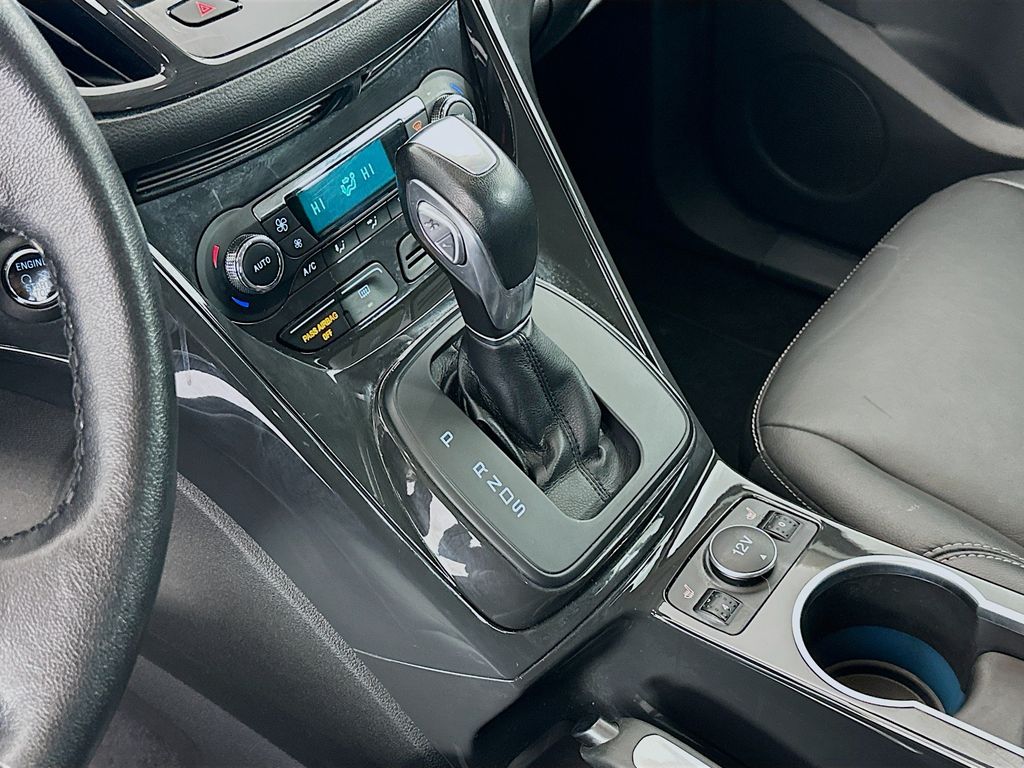 Thumbnail: 2016 Ford Escape - 17