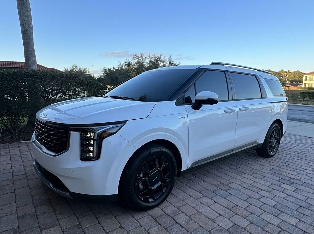 Snow White Pearl 2025 Kia Carnival Hybrid Minivan Front-Wheel Drive 6-Speed Automatic