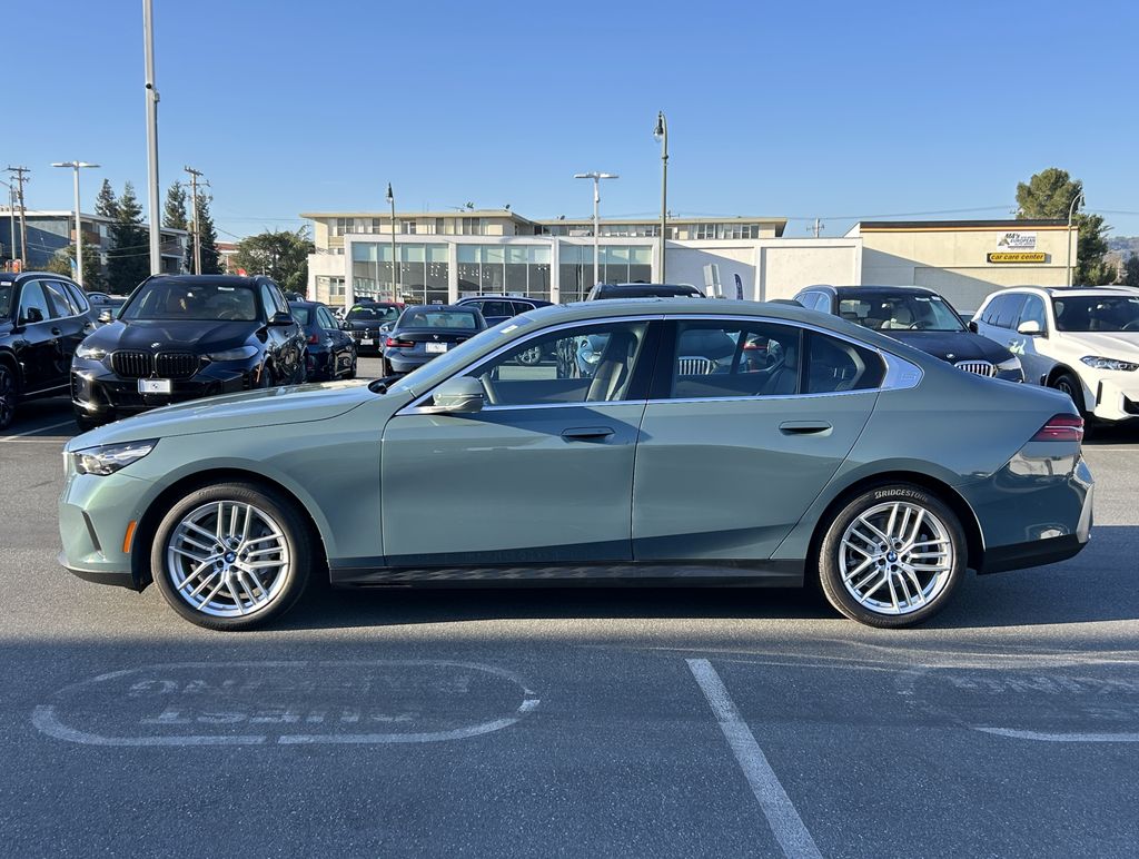 2024 BMW 5 Series 530i 2