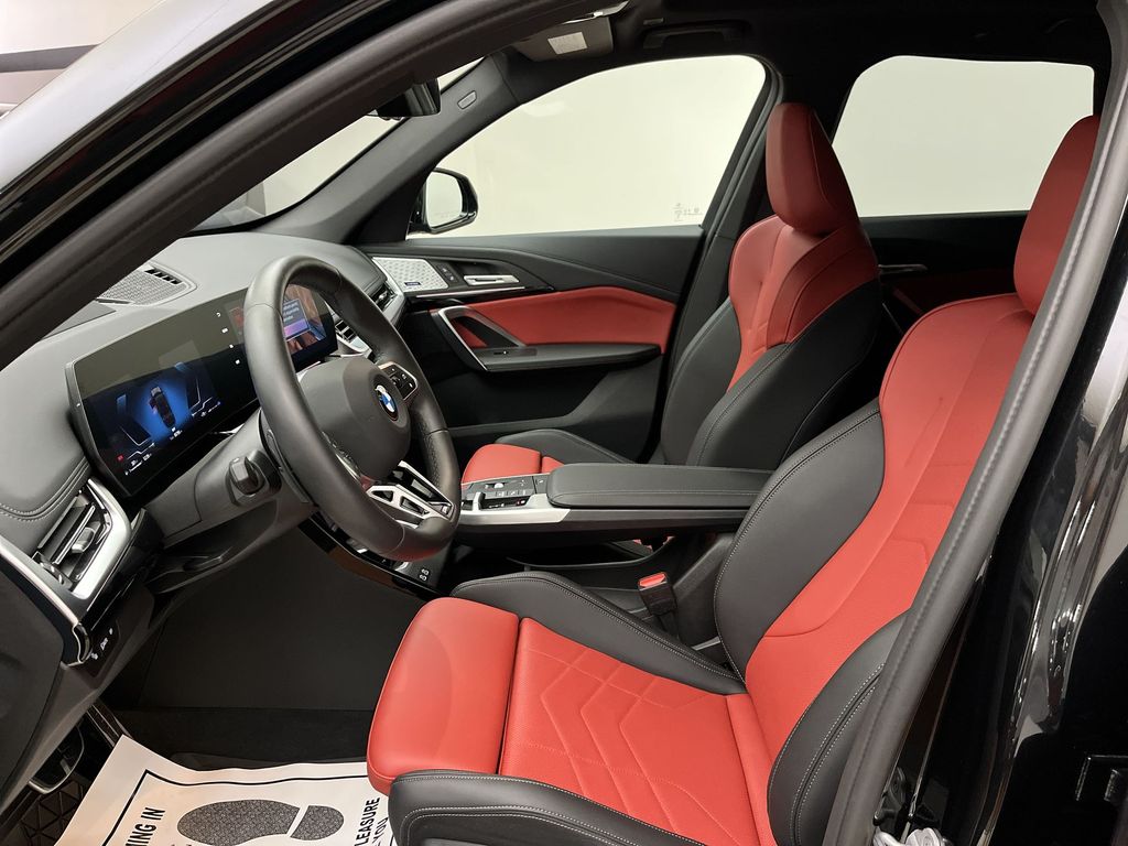 Thumbnail: 2025 BMW X1 - 11