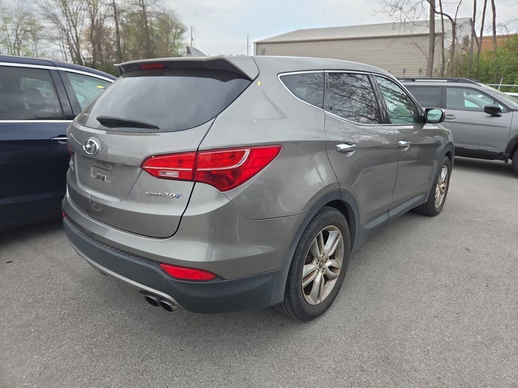 View vehicle photo 4