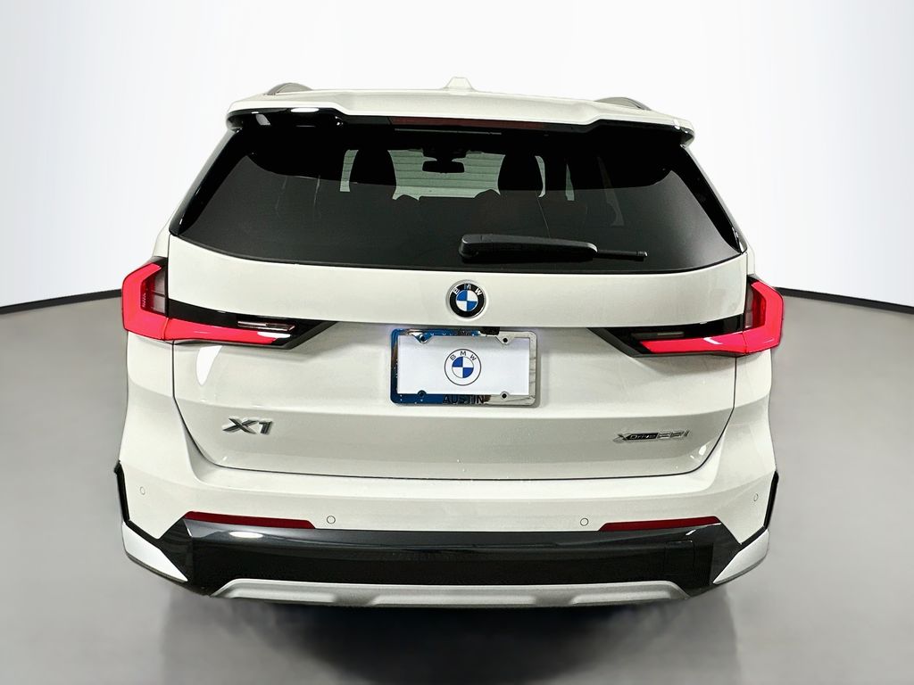 Thumbnail: 2026 BMW X1 - 6