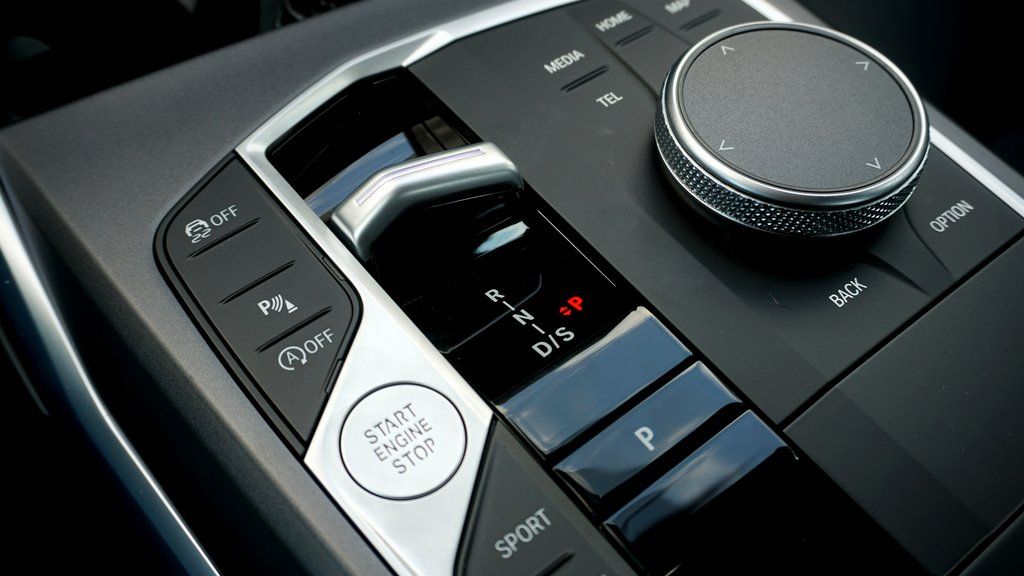 2025 BMW 2 Series 230i - Photo 14
