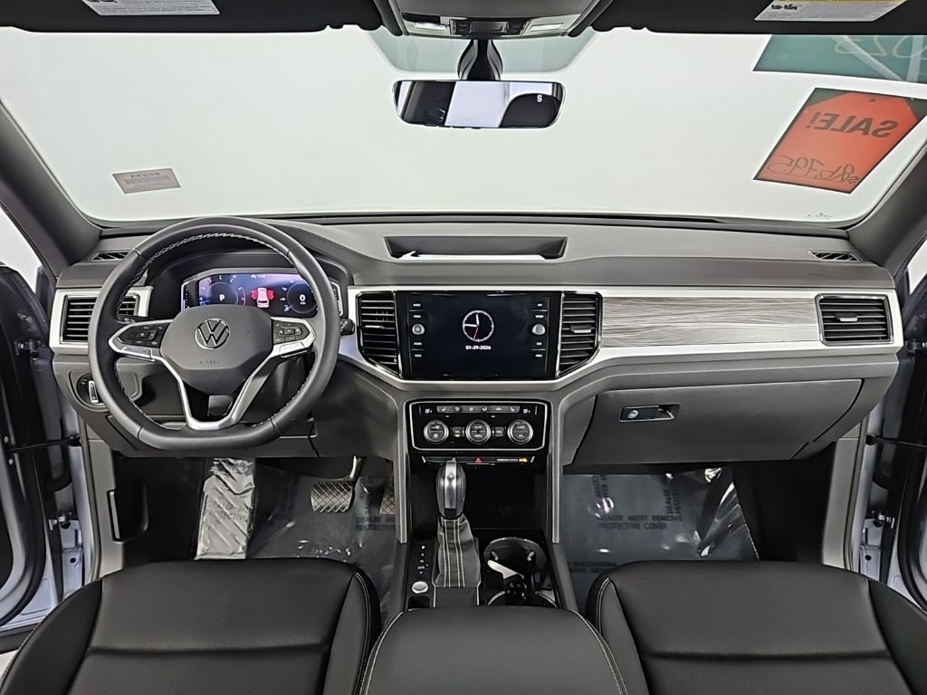 Thumbnail: 2023 Volkswagen Atlas - 24